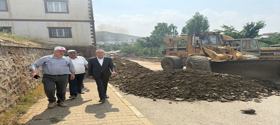 Muş’ta 250 Metrelik Yağmur Suyu Hattı Çalışması